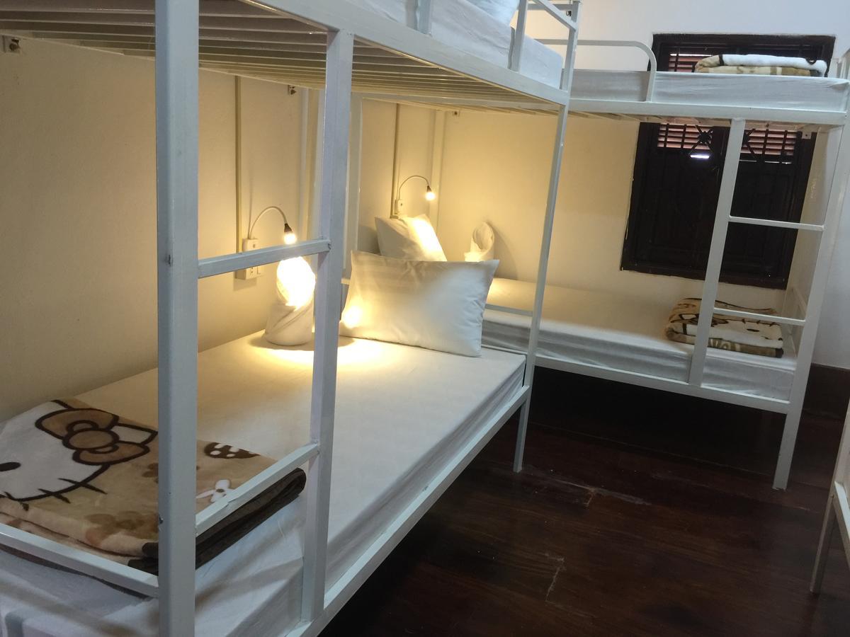 City Backpackers Center หลวงพระบาง ภายนอก รูปภาพ