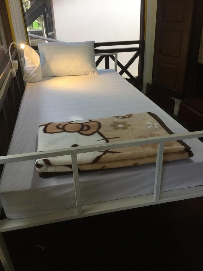 City Backpackers Center หลวงพระบาง ภายนอก รูปภาพ