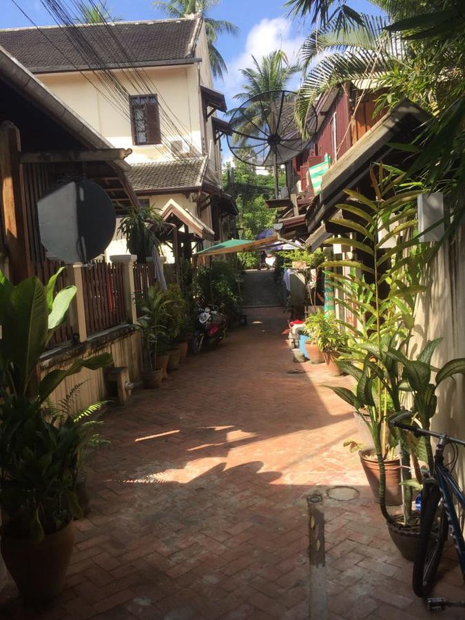City Backpackers Center หลวงพระบาง ภายนอก รูปภาพ